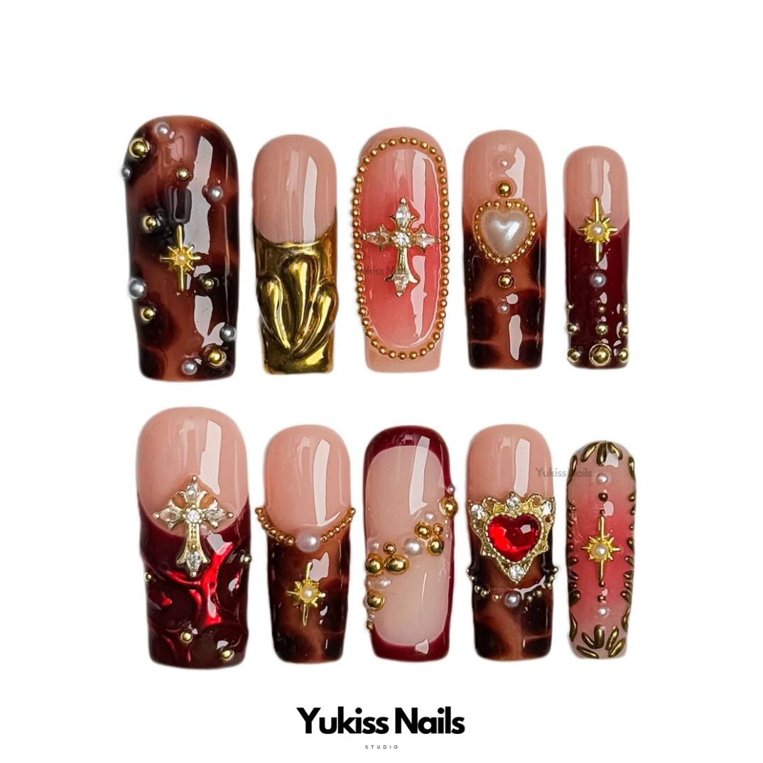 Regal Romance Nails Press-On Nails Art Stylish Glam Nail Designs