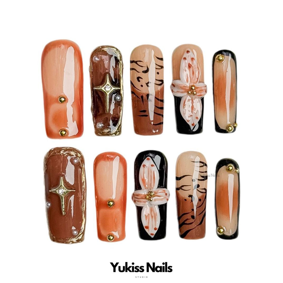 Chic Safari Vibes Press-On Nails Art Stylish Nail Designs