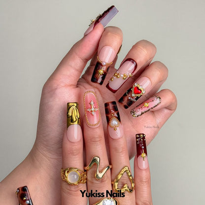 Regal Romance Nails Press-On Nails Art Stylish Glam Nail Designs