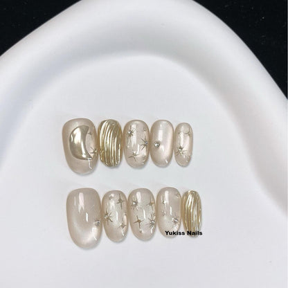 Glistening Star - Moon Nails